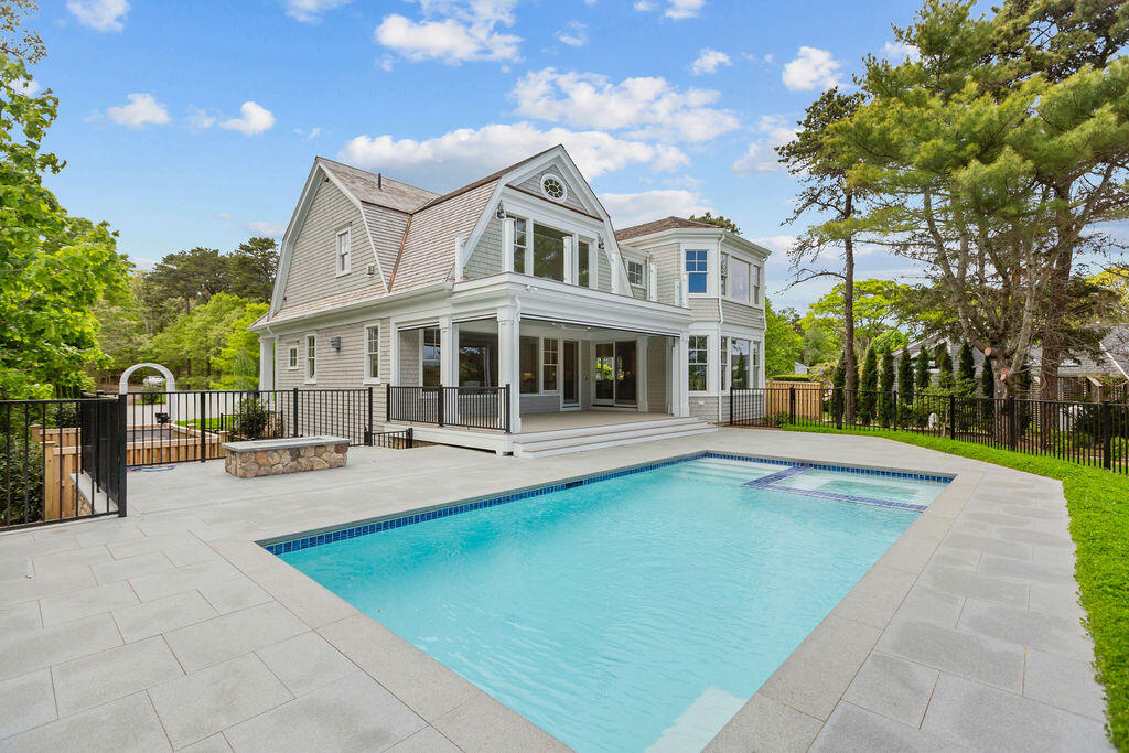 64 Pershing Lane Orleans MA 02653