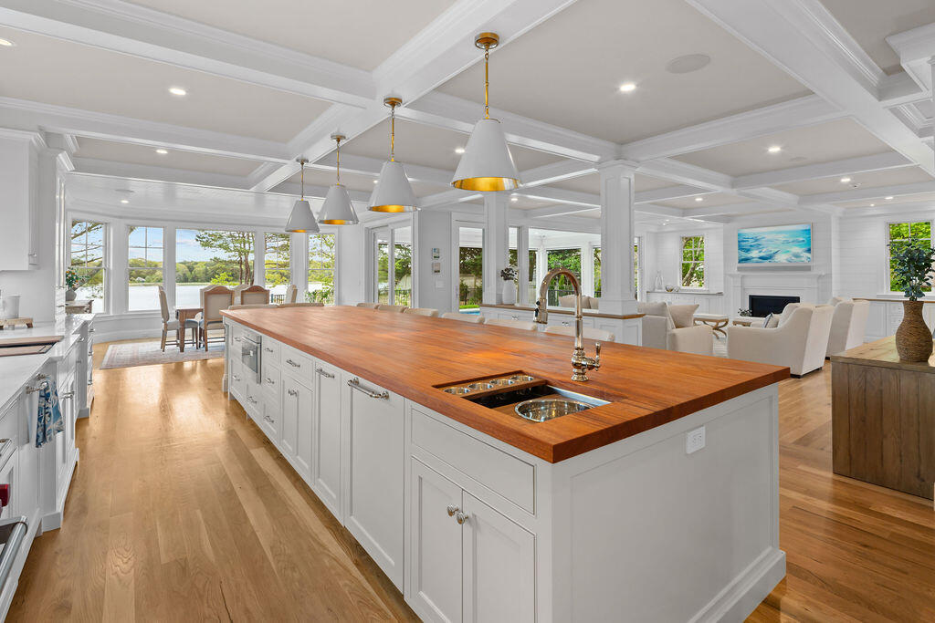 64 Pershing Lane Orleans MA 02653