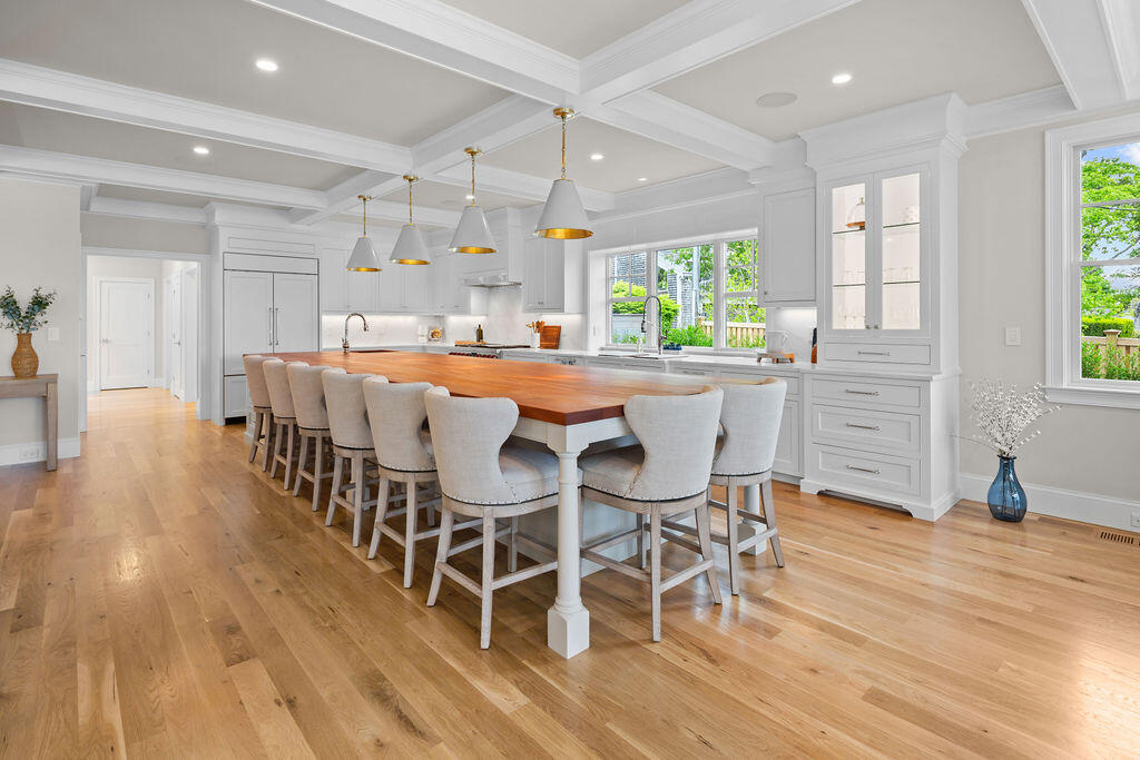 64 Pershing Lane Orleans MA 02653