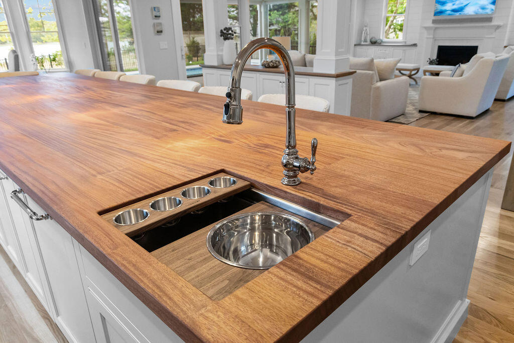 64 Pershing Lane Orleans MA 02653