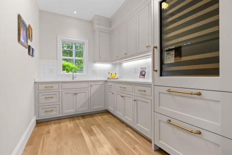 64 Pershing Lane Orleans MA 02653