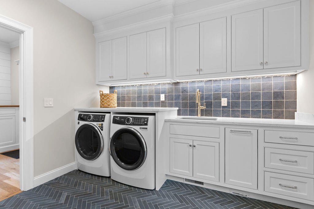 64 Pershing Lane Orleans MA 02653