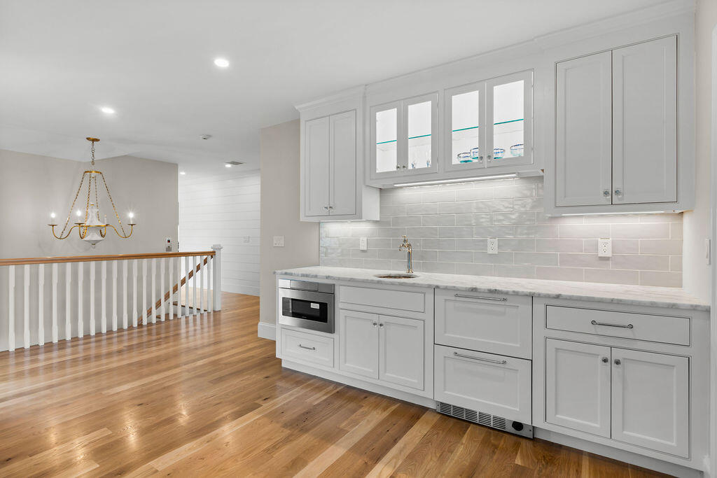 64 Pershing Lane Orleans MA 02653