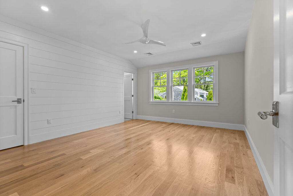 64 Pershing Lane Orleans MA 02653