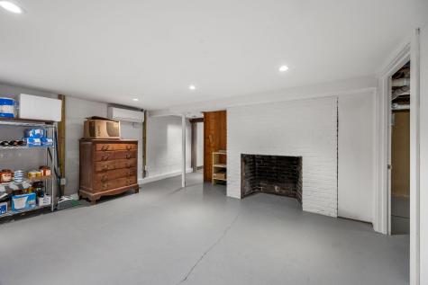 9 Benson Road MA 02666