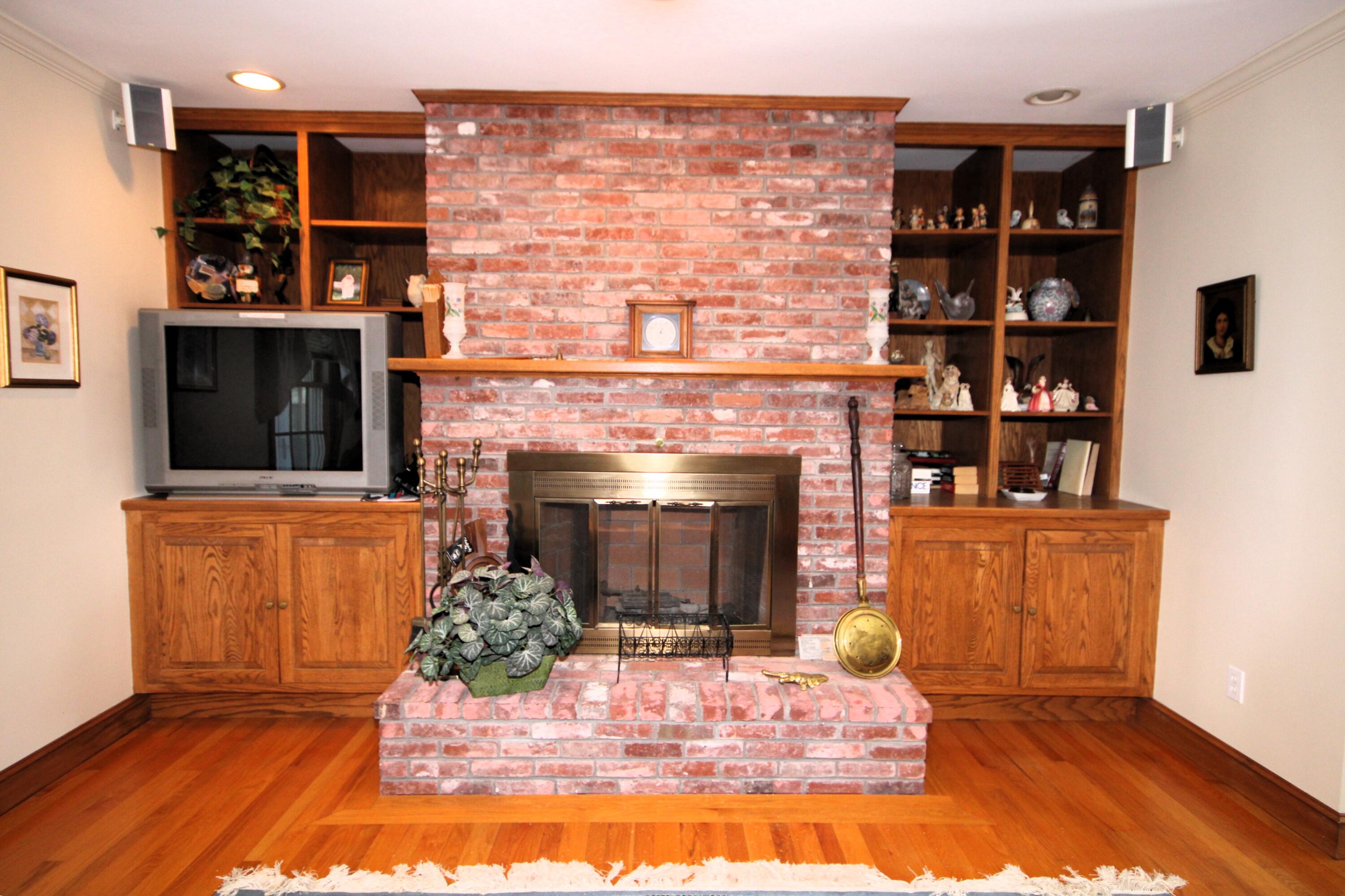 90 Swing Lane Falmouth MA 02540