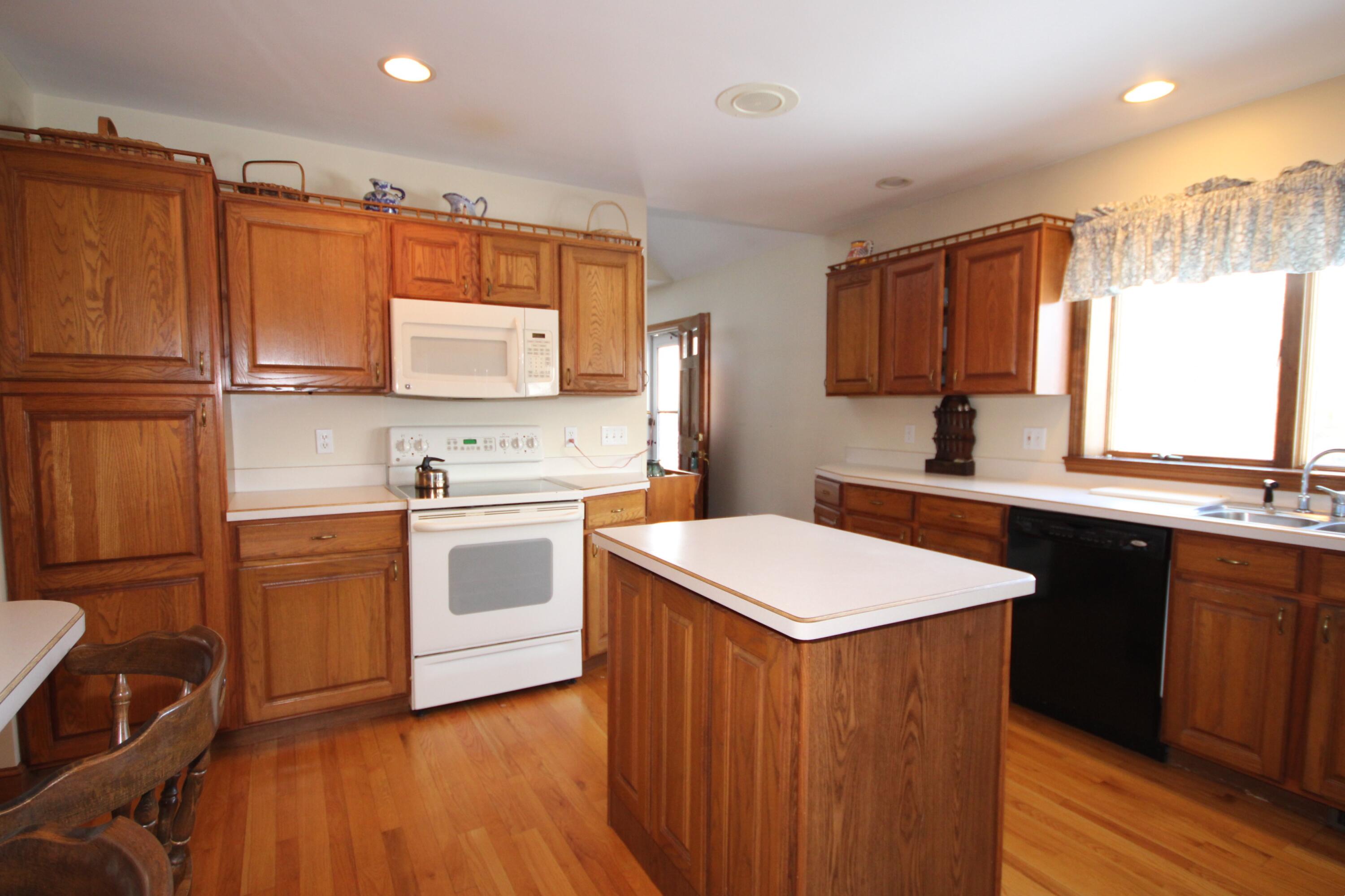 90 Swing Lane Falmouth MA 02540