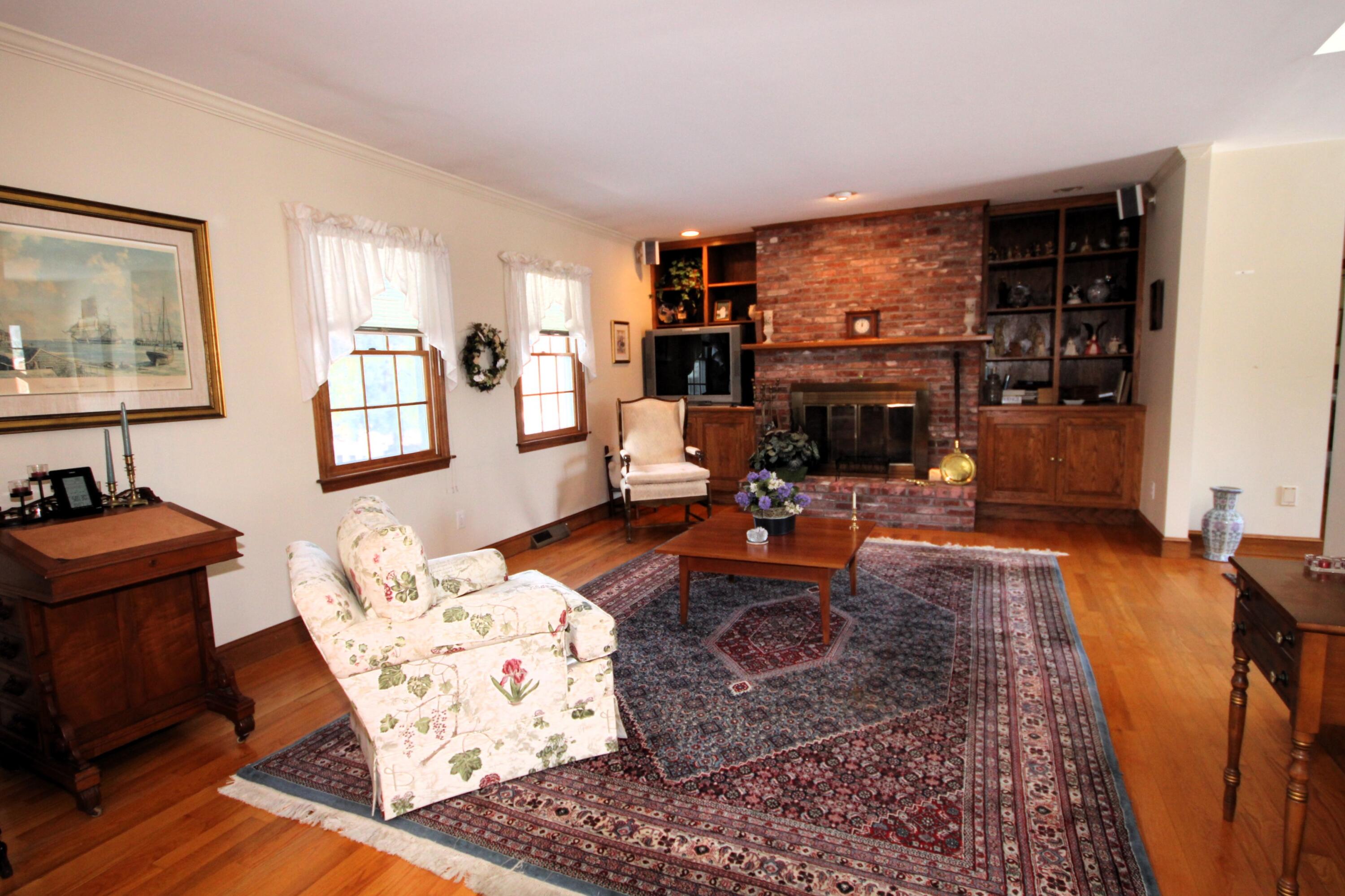 90 Swing Lane Falmouth MA 02540