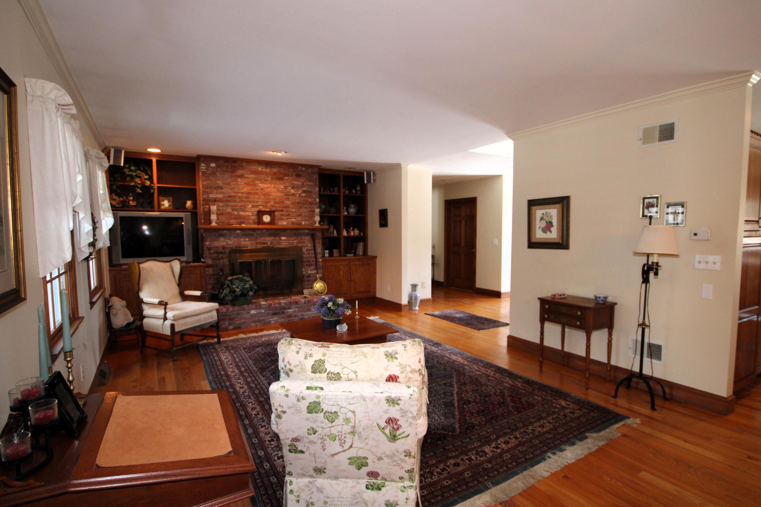 90 Swing Lane Falmouth MA 02540