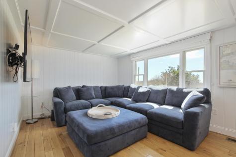 1 Leeward Lane West Dennis MA 02670