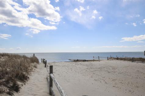 1 Leeward Lane West Dennis MA 02670