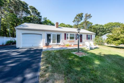 8 Winding Brook Road Yarmouth MA 02664