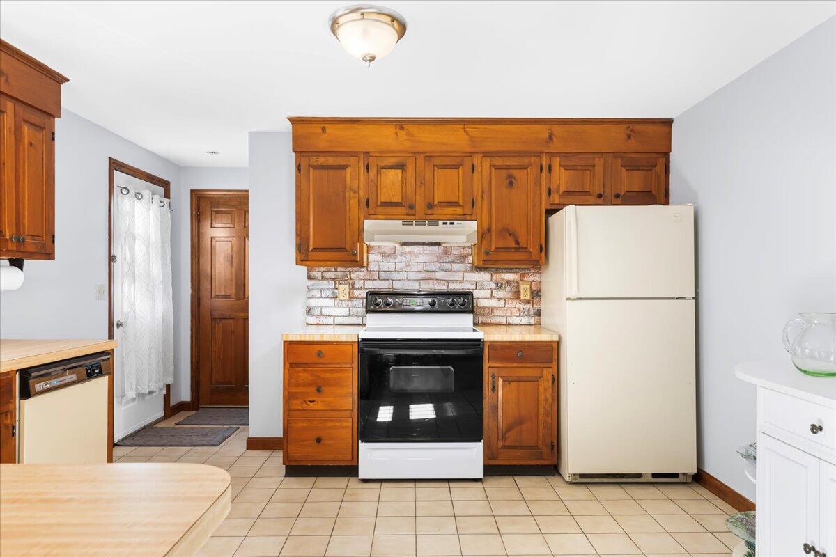 1 Barnacle Road Yarmouth MA 02675