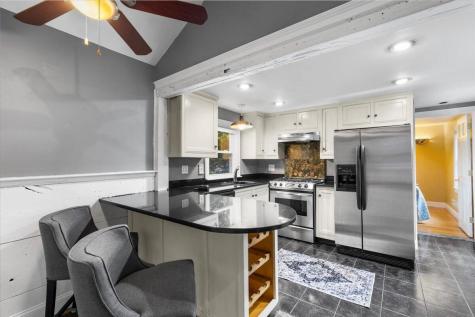 34 Railroad Avenue Yarmouth MA 02675
