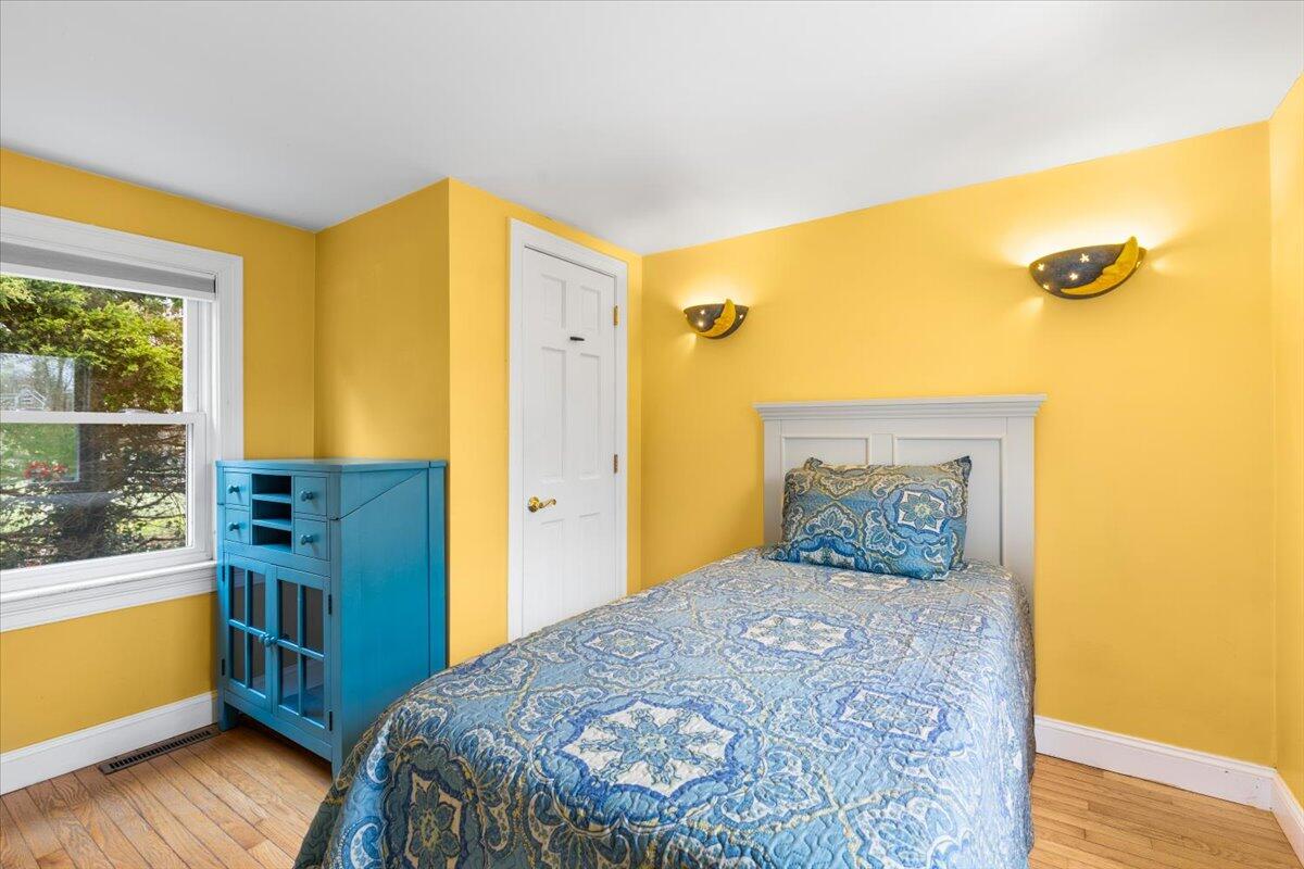 34 Railroad Avenue Yarmouth MA 02675