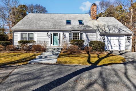 129 Dove Hill Road Falmouth MA 02556