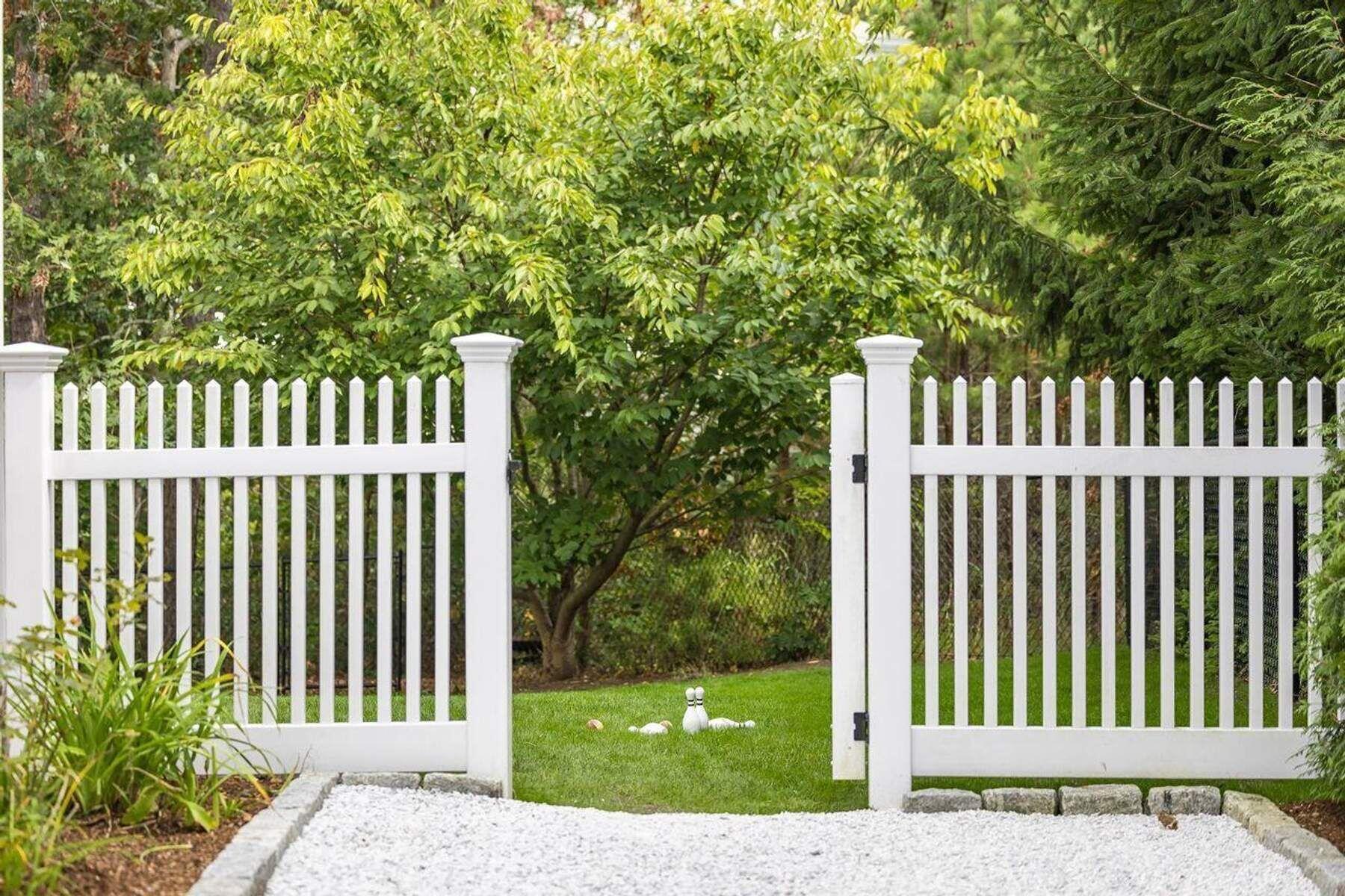 295 Pheasant Hill Circle Barnstable MA 02635