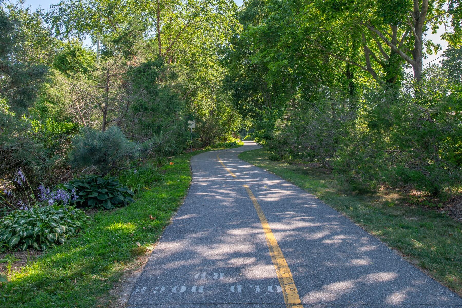 51 Cliff Road West Falmouth MA 02540