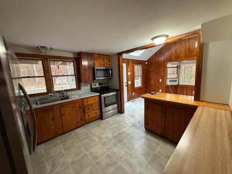 86 Lowell Road Mashpee MA 02649