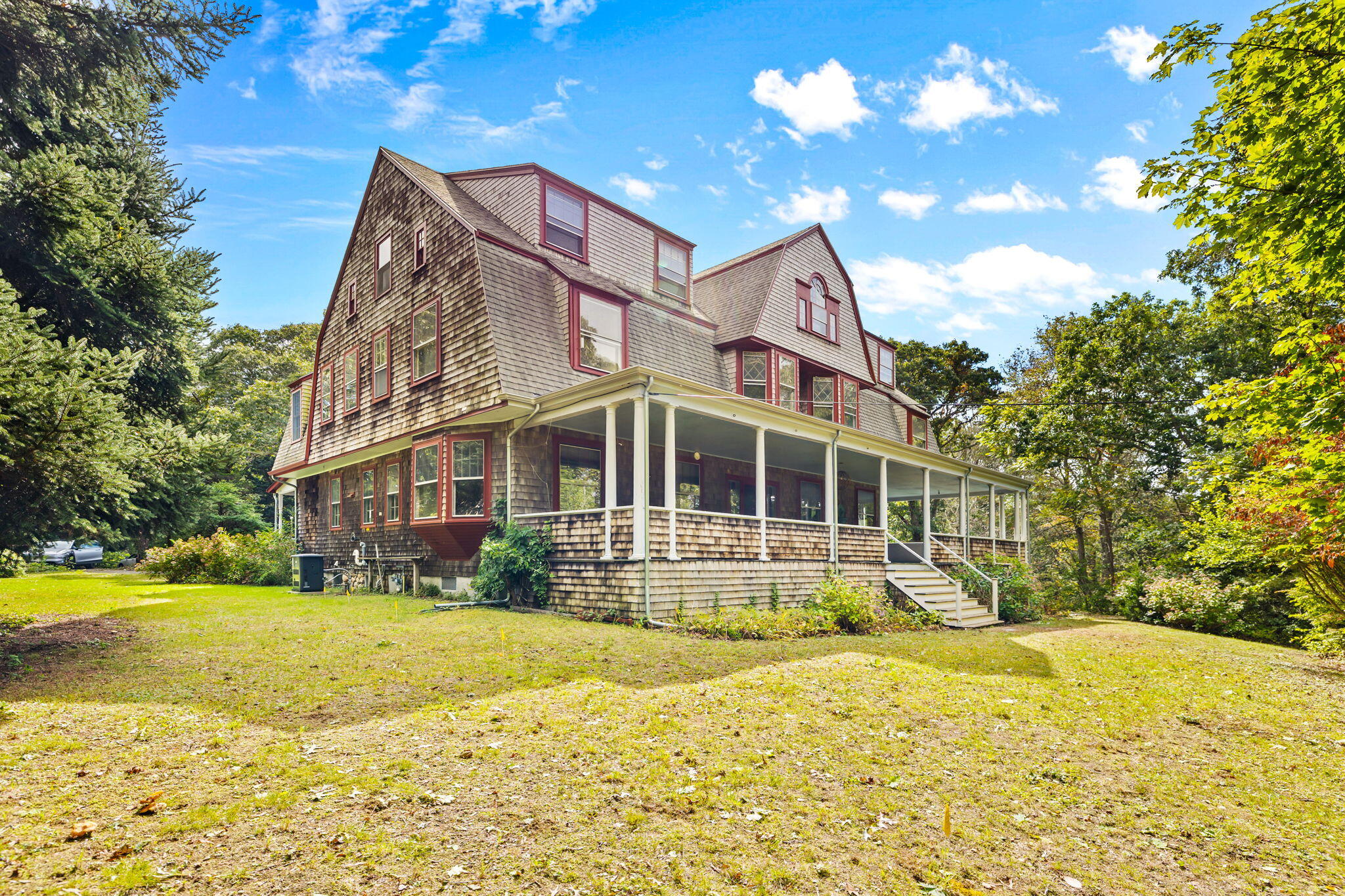 261 Quissett Avenue Woods Hole MA 02543