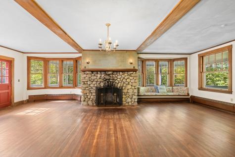 261 Quissett Avenue Woods Hole MA 02543