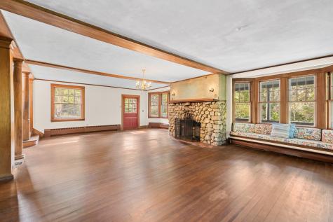 261 Quissett Avenue Woods Hole MA 02543