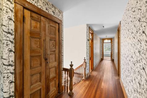261 Quissett Avenue Woods Hole MA 02543