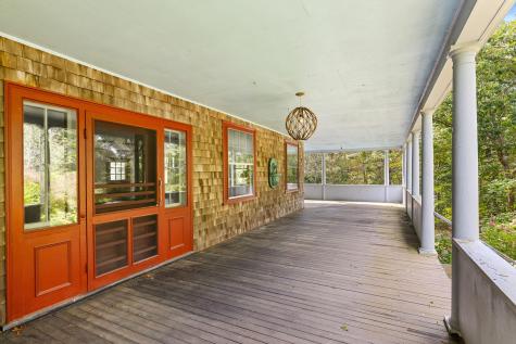 261 Quissett Avenue Woods Hole MA 02543