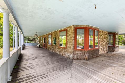261 Quissett Avenue Woods Hole MA 02543