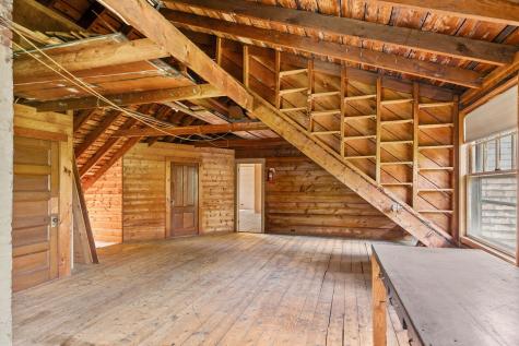 261 Quissett Avenue Woods Hole MA 02543