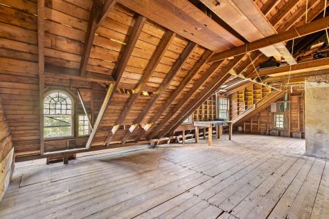 261 Quissett Avenue Woods Hole MA 02543