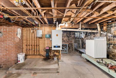 261 Quissett Avenue Woods Hole MA 02543