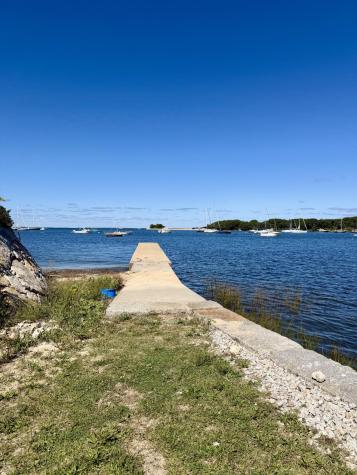 261 Quissett Avenue Woods Hole MA 02543