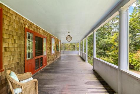 261 Quissett Avenue Woods Hole MA 02543