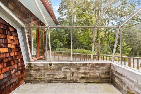 261 Quissett Avenue Woods Hole MA 02543