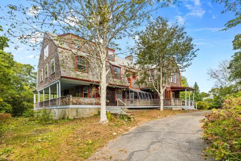261 Quissett Avenue Woods Hole MA 02543