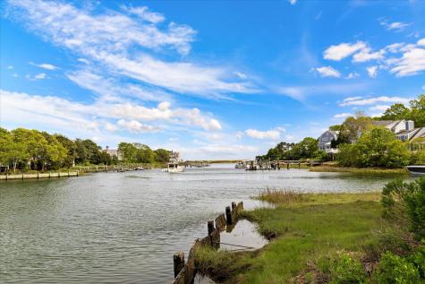 174 Waterway Mashpee MA 02649