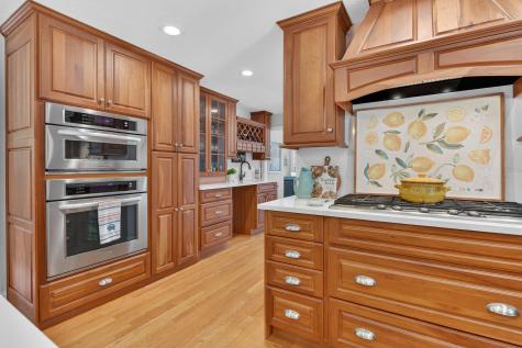 4 Clapp Lane Sagamore Beach MA 02562
