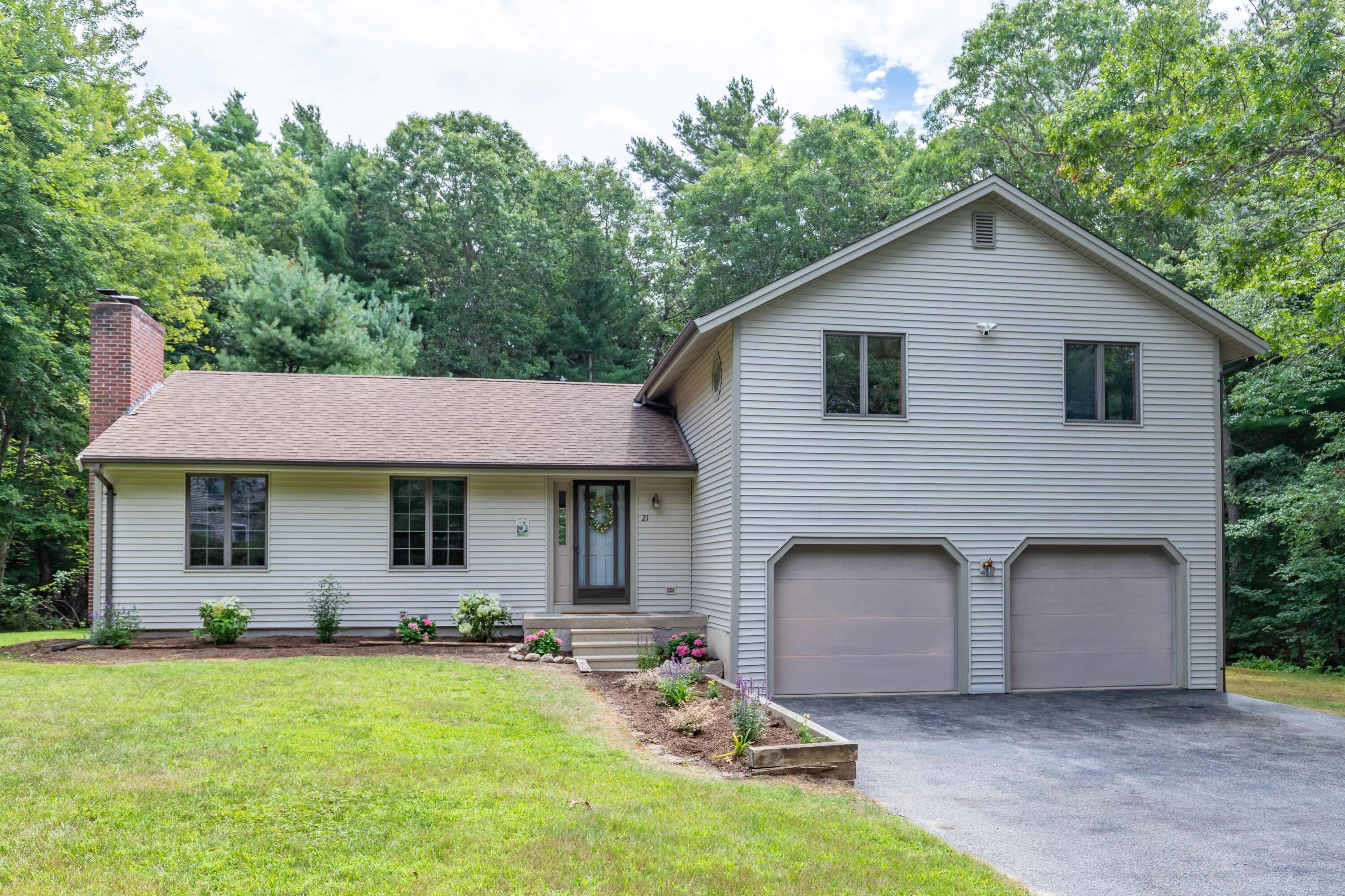 21 Clubhouse Drive Pocasset MA 02559