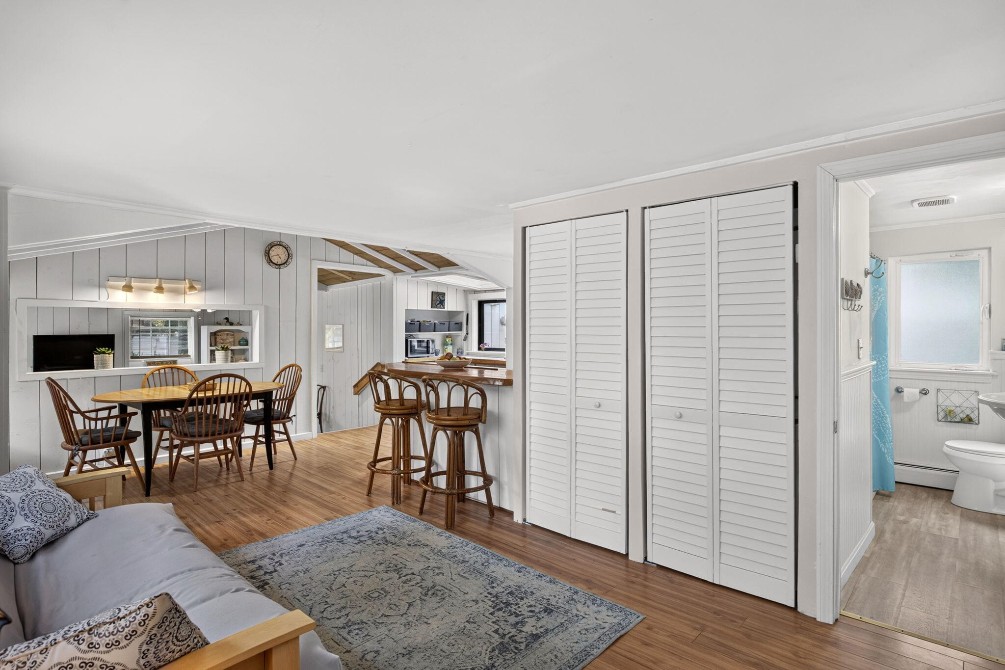 203 Monomoscoy Road Mashpee MA 02649