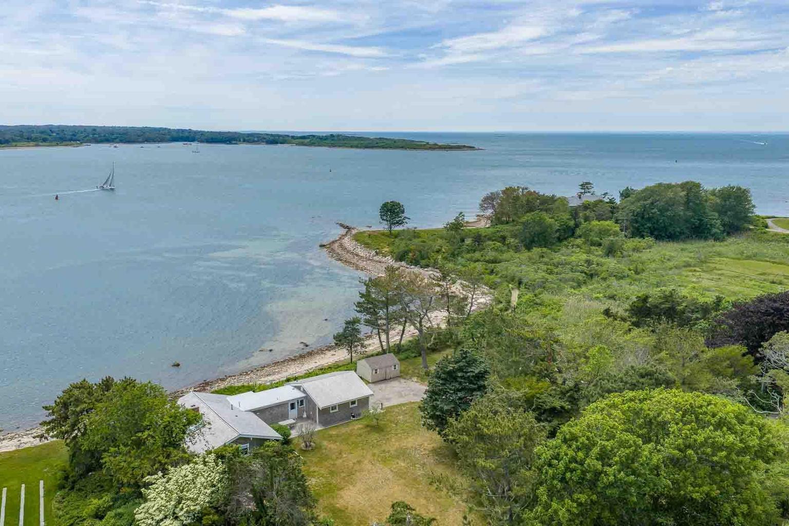 187 Penzance Road Woods Hole MA 02543
