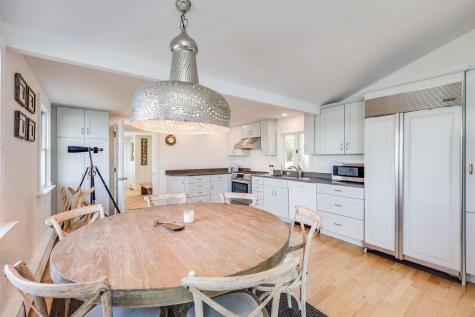 187 Penzance Road Woods Hole MA 02543