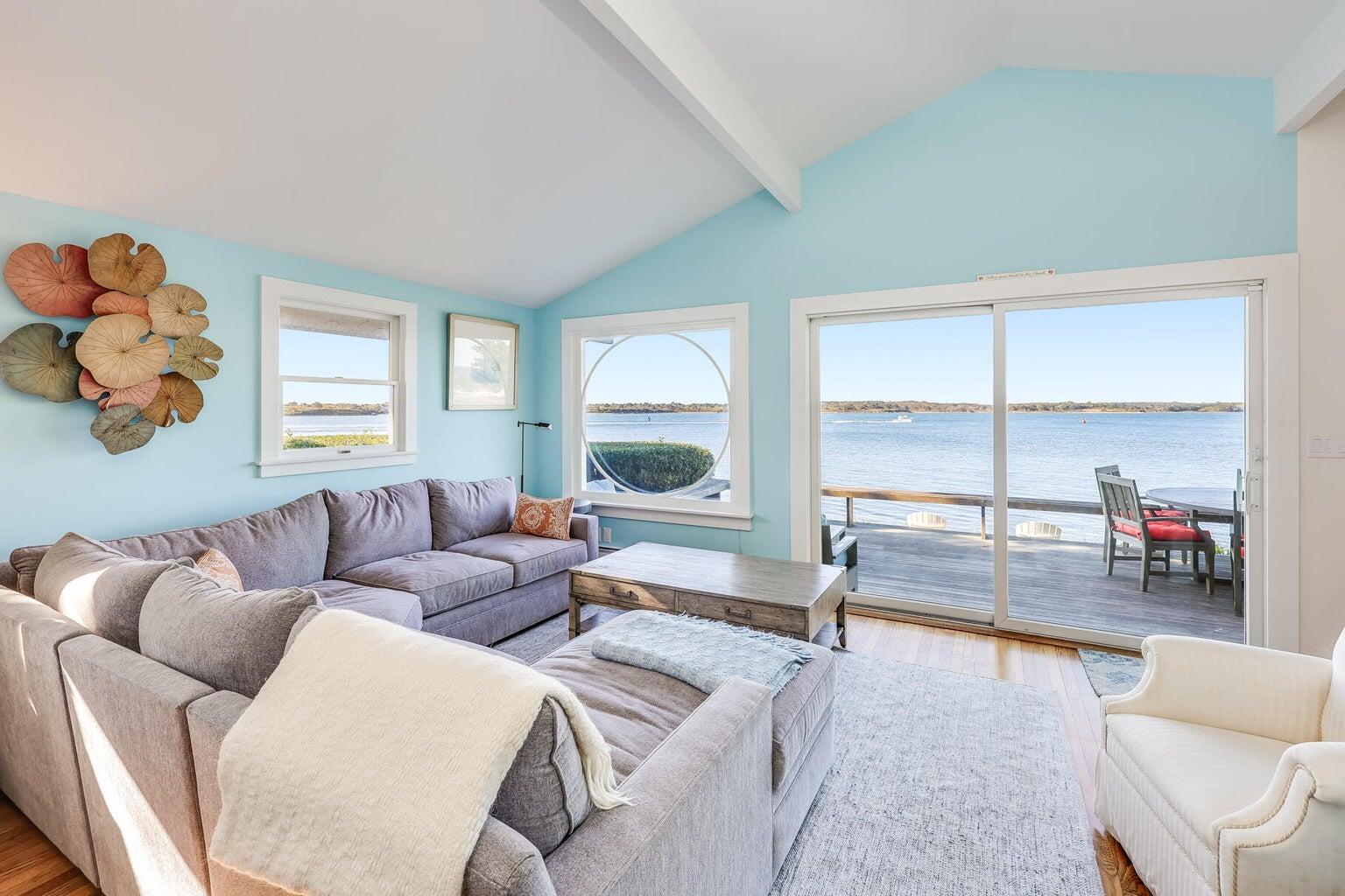 187 Penzance Road Woods Hole MA 02543