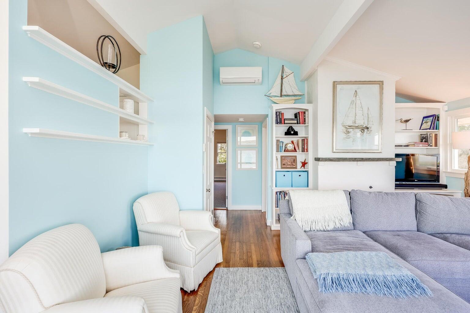 187 Penzance Road Woods Hole MA 02543