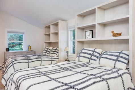187 Penzance Road Woods Hole MA 02543
