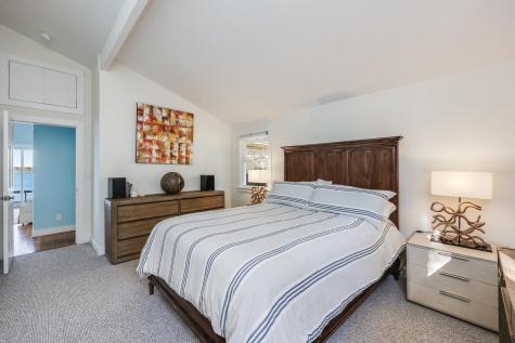187 Penzance Road Woods Hole MA 02543