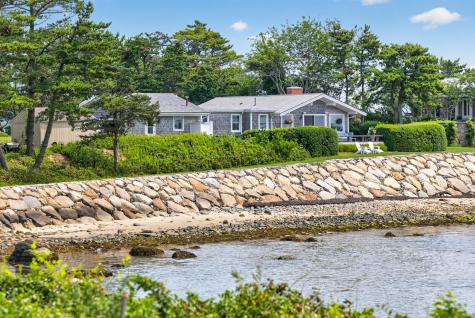 187 Penzance Road Woods Hole MA 02543