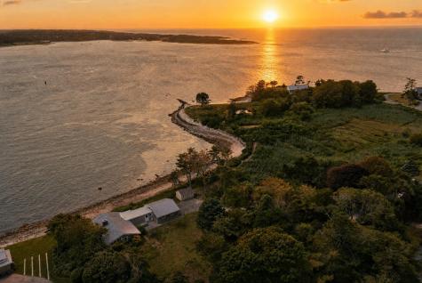 187 Penzance Road Woods Hole MA 02543