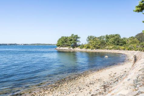 187 Penzance Road Woods Hole MA 02543