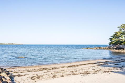 187 Penzance Road Woods Hole MA 02543